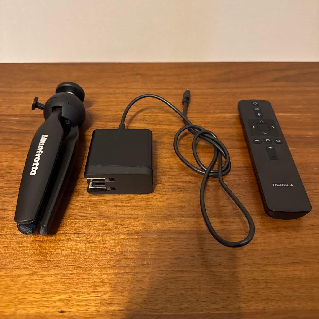 Anker Nebula Capsule 3 Laser／家庭用プロジェクター