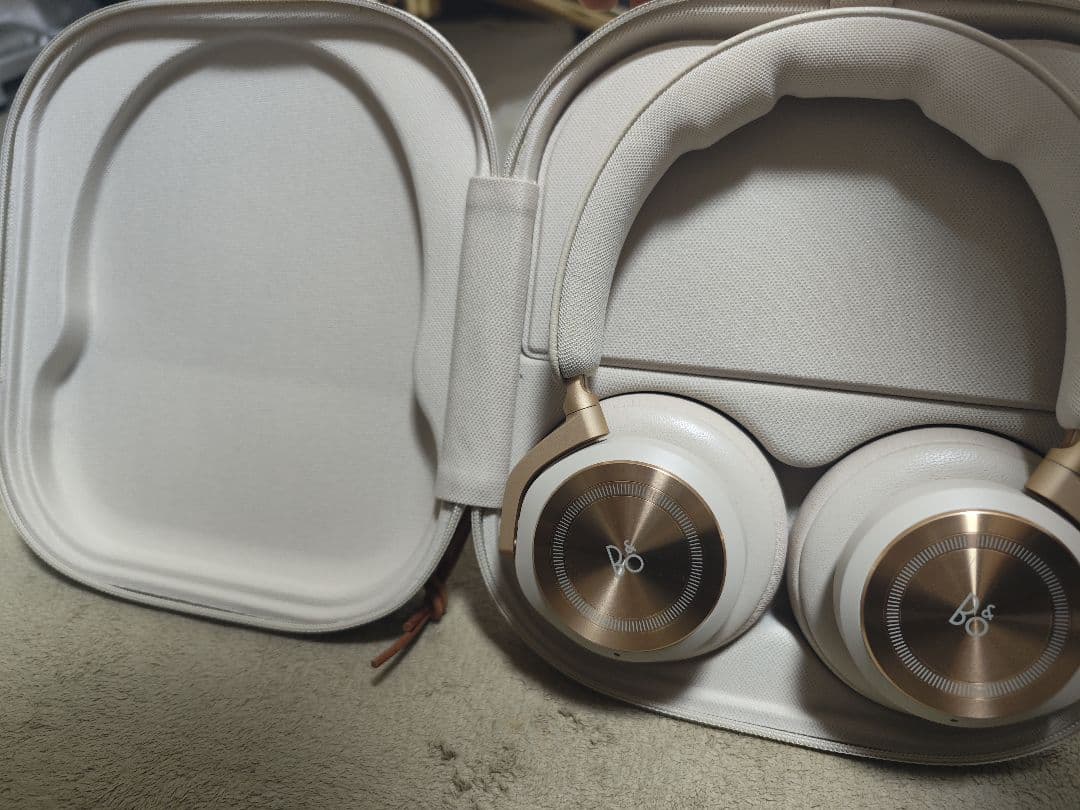 バング&オルフセン Beoplay HX ヘッドホンケース付・ケーブル未使用