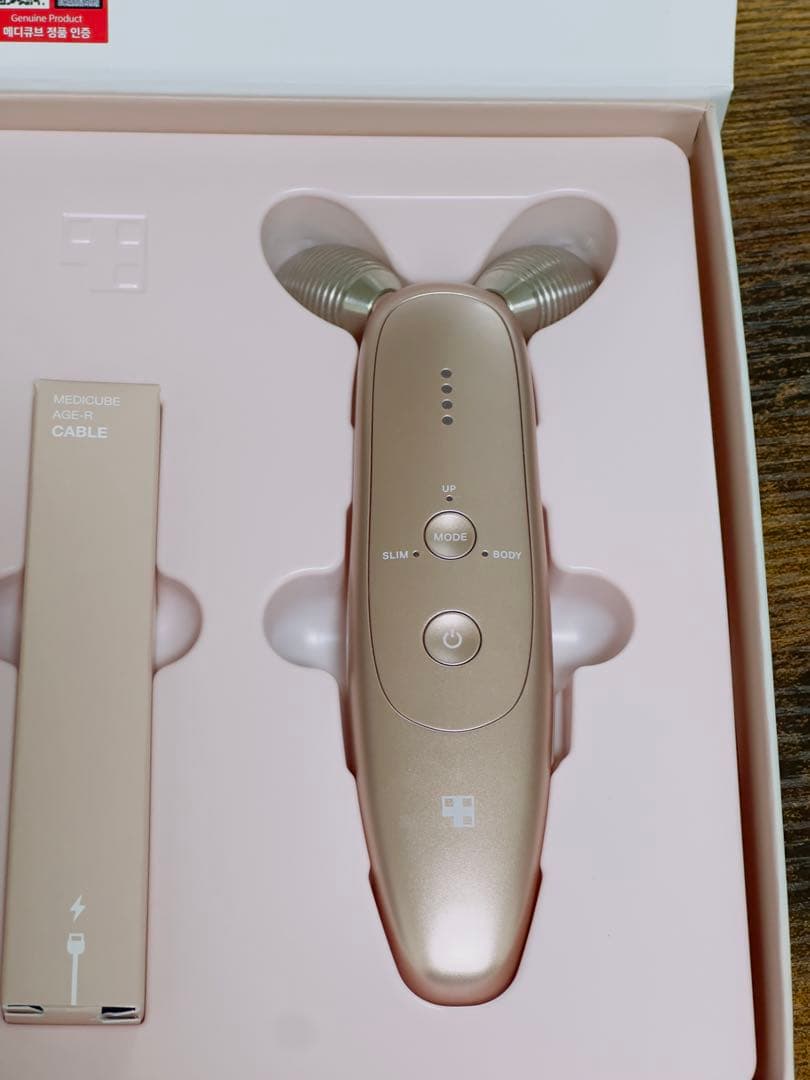 AGE-R DERMA SHOT 美顔器 メディキーブ