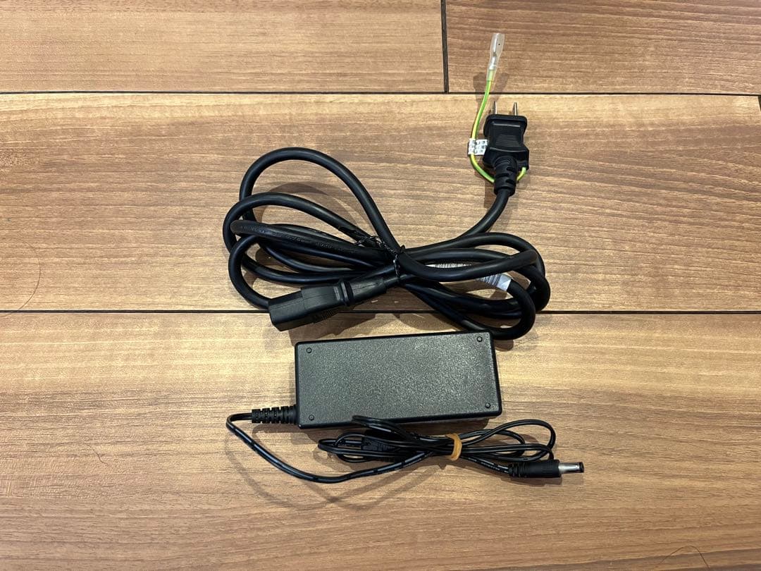 HP 27fw 27インチディスプレイ