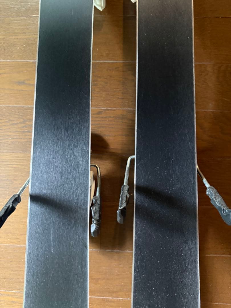Atomic Black Heaven スキー 板ビンディング付き
