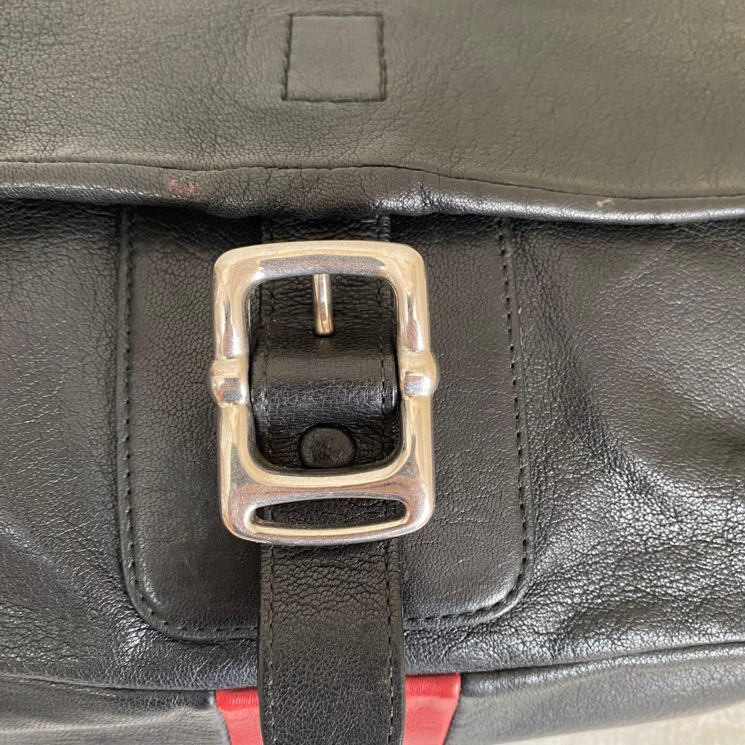 バリー　BALLY ショルダーバッグ　メッセンジャーバッグ　本皮　ブラック