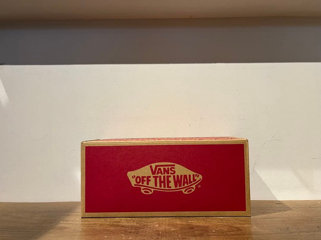 VANS AUTHENTIC checker 黒白 US正規品 赤箱 27.5