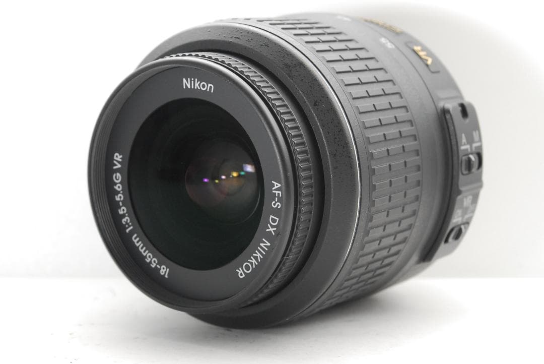 付属品多数　使用感少なめ美品　Nikon D3300　スマホ転送　高画質モデル