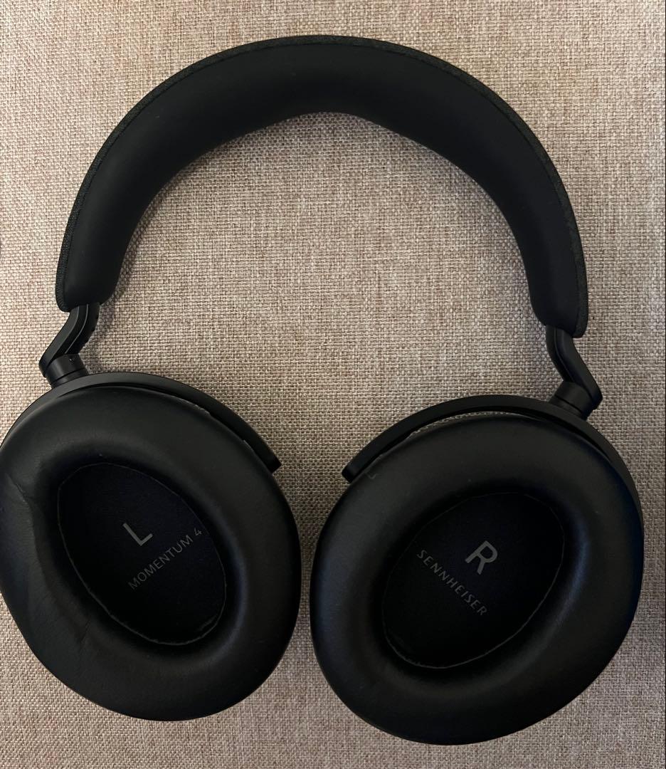 ヘッドホン Sennheiser MOMENTUM 4 Wireless Black