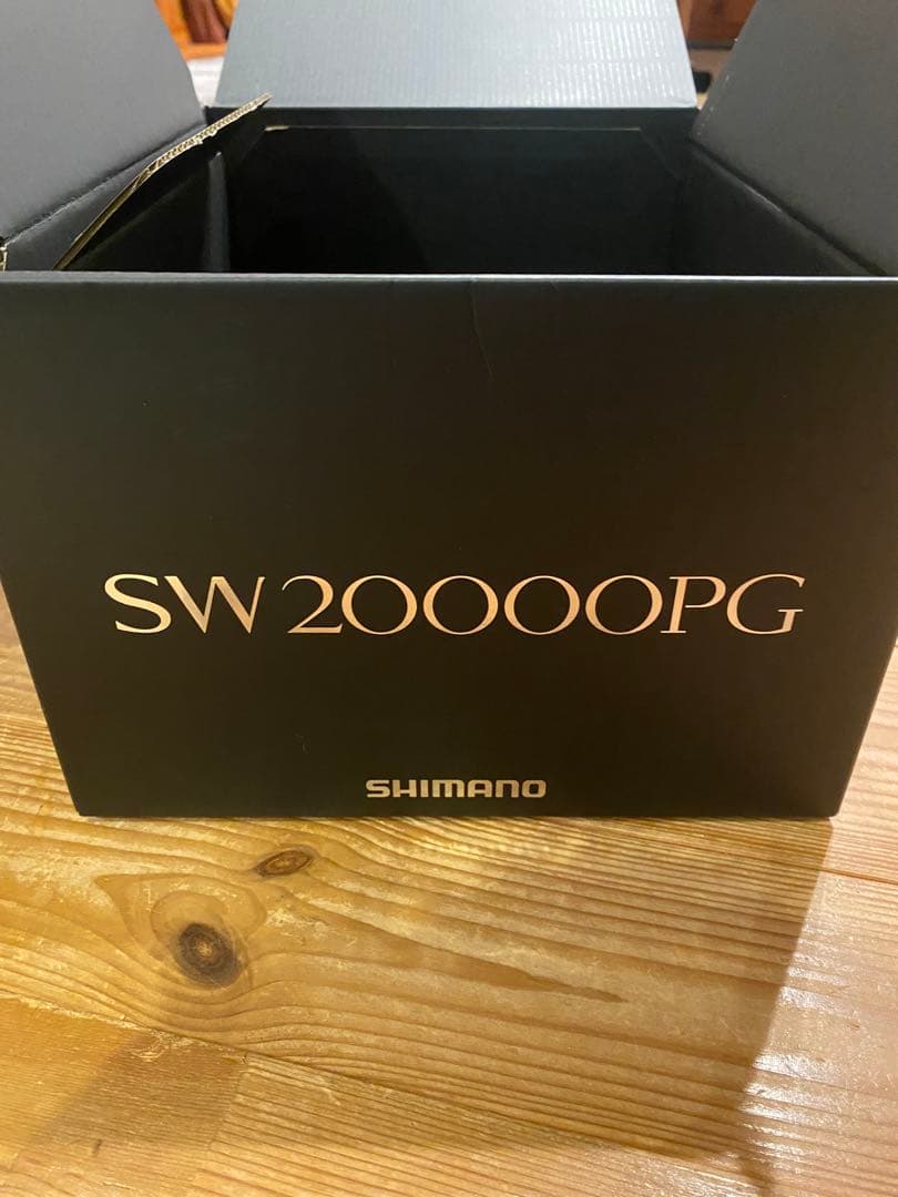 【値引可能】スピニングリール SW20000PG【未使用】　PEライン10号付き