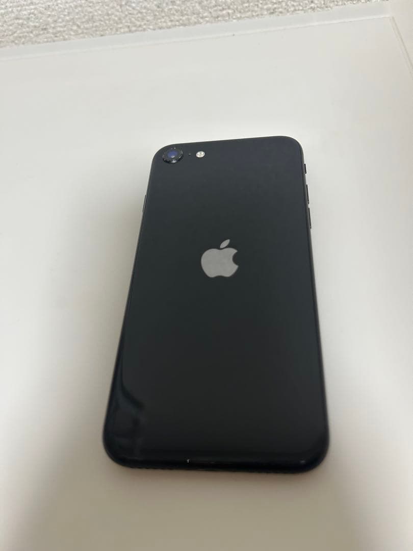 Apple iPhone SE2 容量128GB ミッドナイト ブラック本体のみ