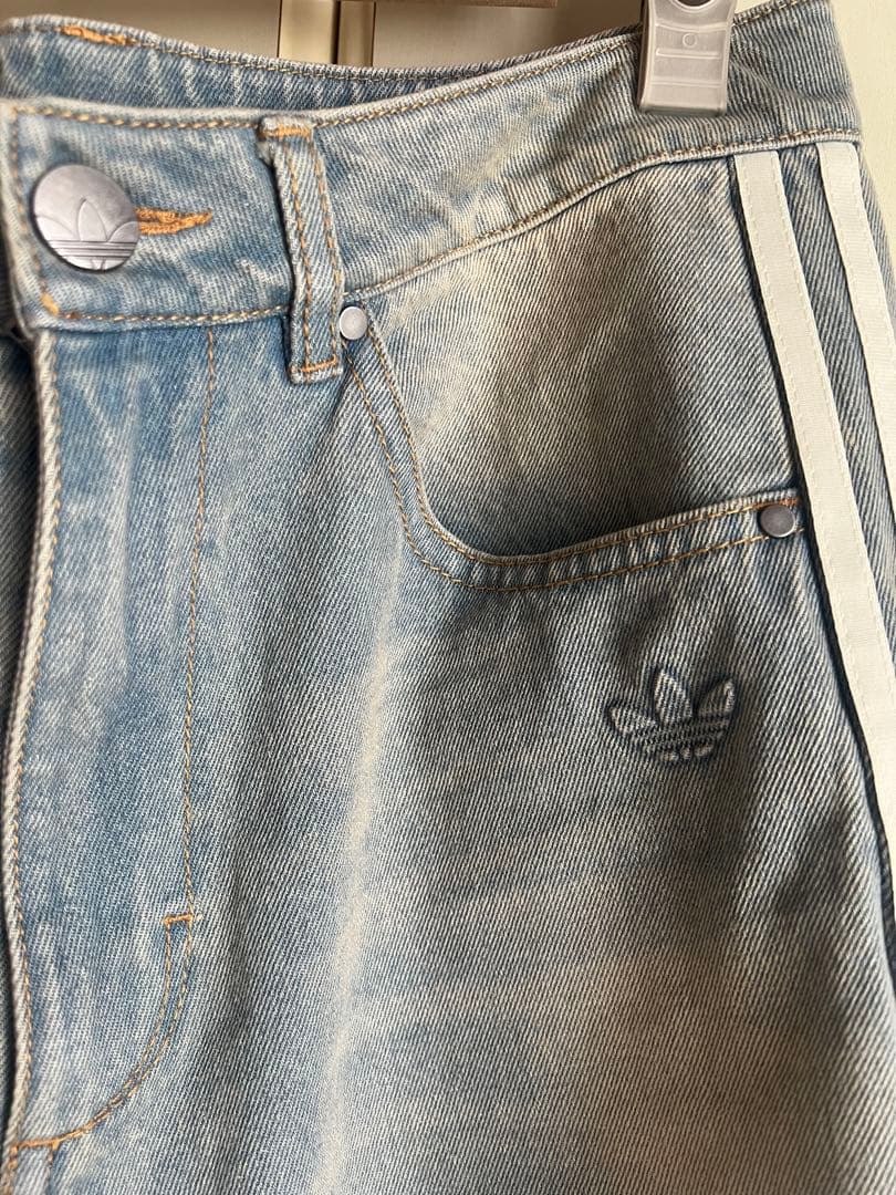 のび太様、27 新品adidas ADILENIUM3バナナフィットデニムパンツ