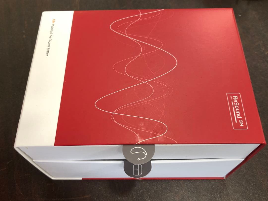 値下げします。ReSound GN耳かけ型集音器充電ケース付き