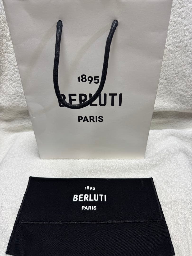 限定モデル ベルルッティ 銀座並木通りオープン記念 財布