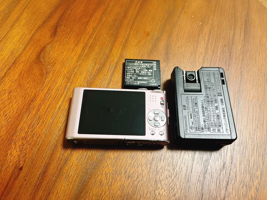 ★AYA★LUMIX 14メガピクセル コンパクトデジタルカメラ