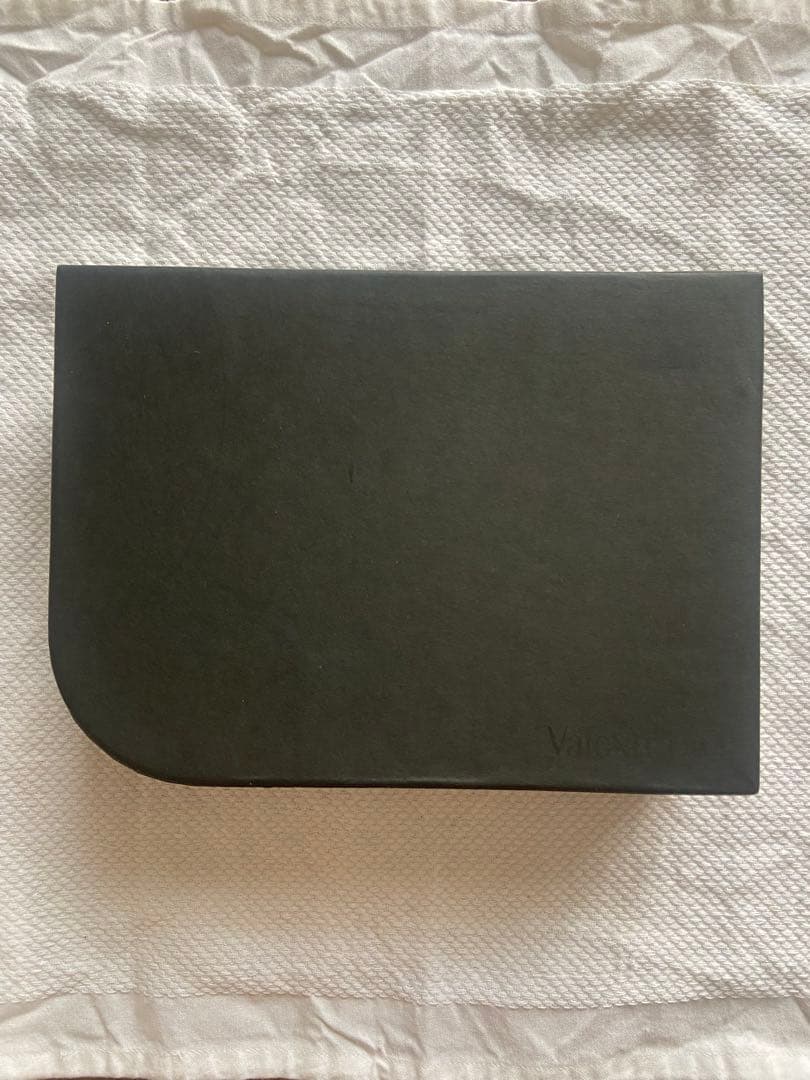 新品未使用　Valextra ブラック 長財布