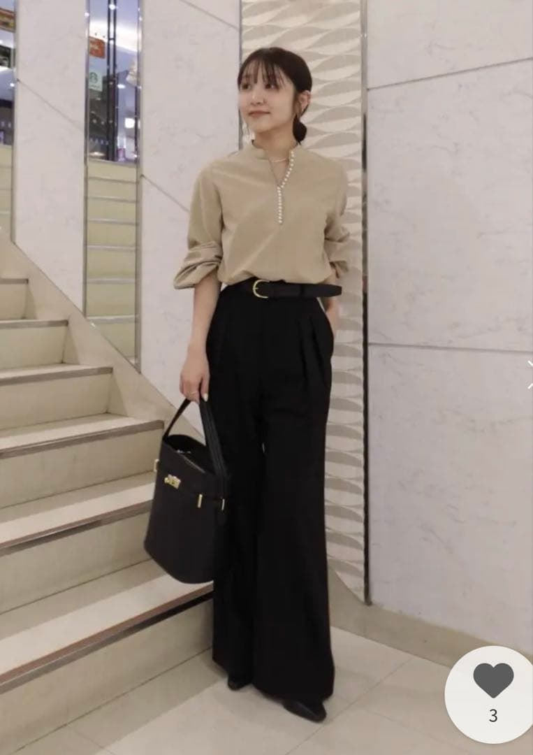 パールトリムブラウス ベージュ サイズF