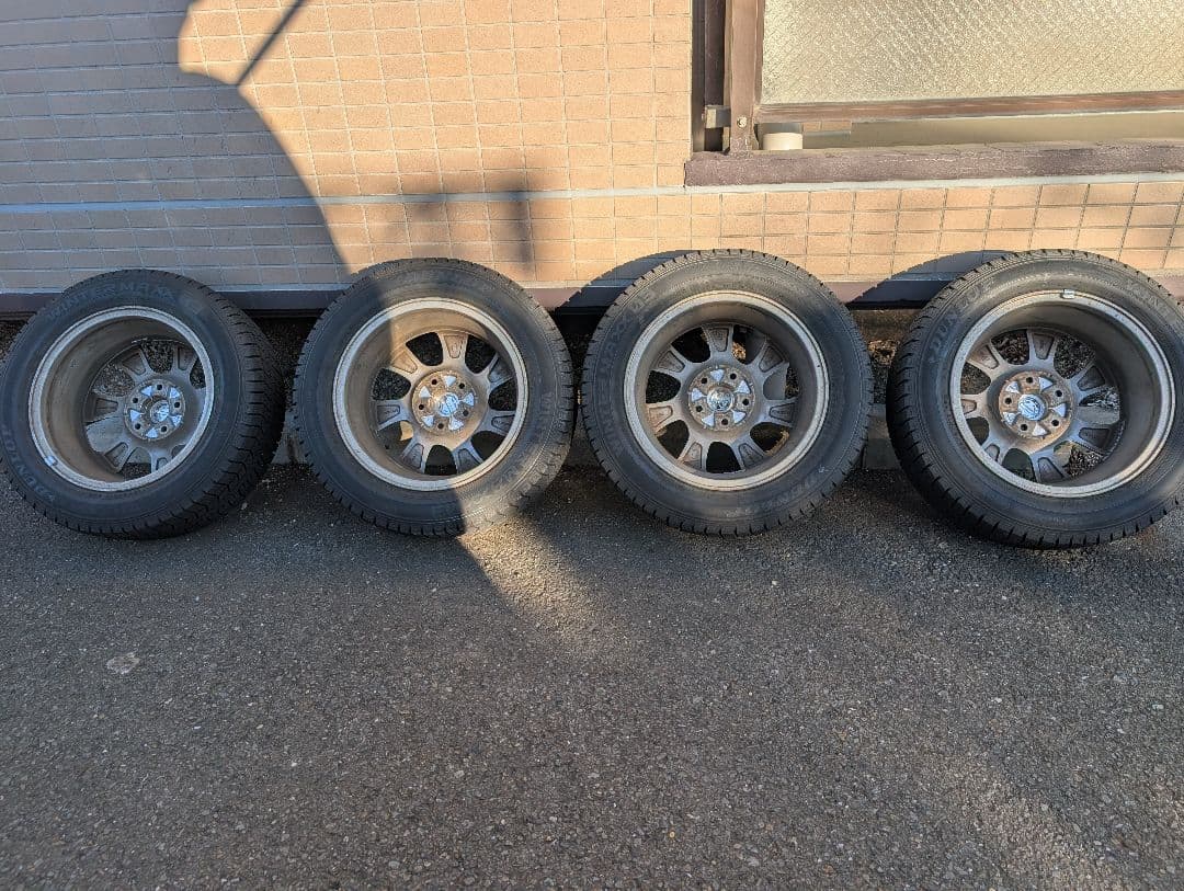 彩鯉　195/60/16スタッドレスタイヤ1本③ナット付き