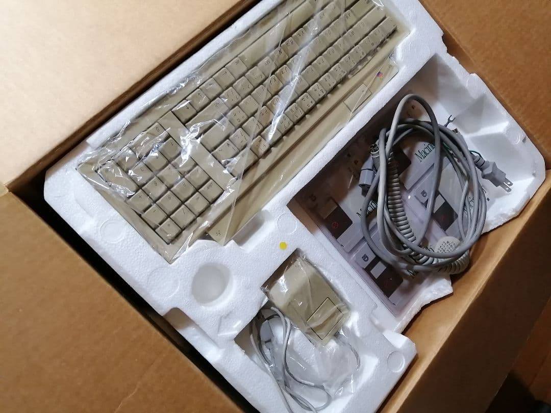 Apple Macintosh Classic デスクトップPC