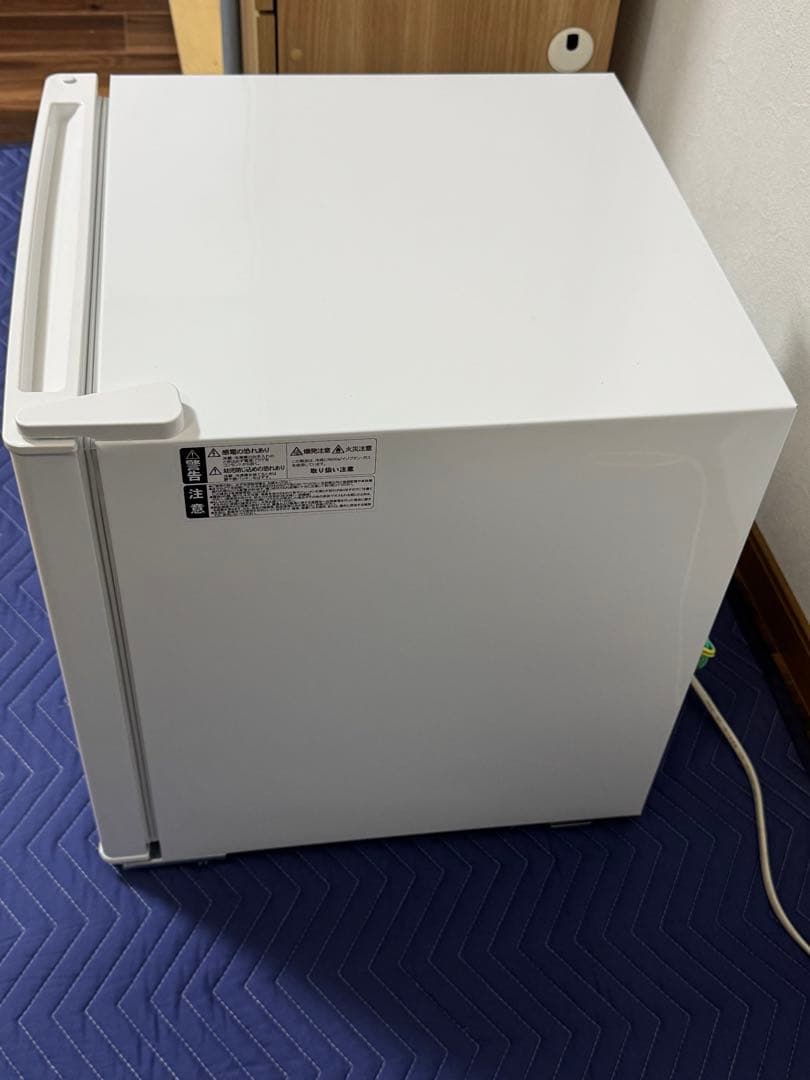 《展示品・未使用品》アビデラックス　45L小型冷蔵庫　AR-49 2024年製