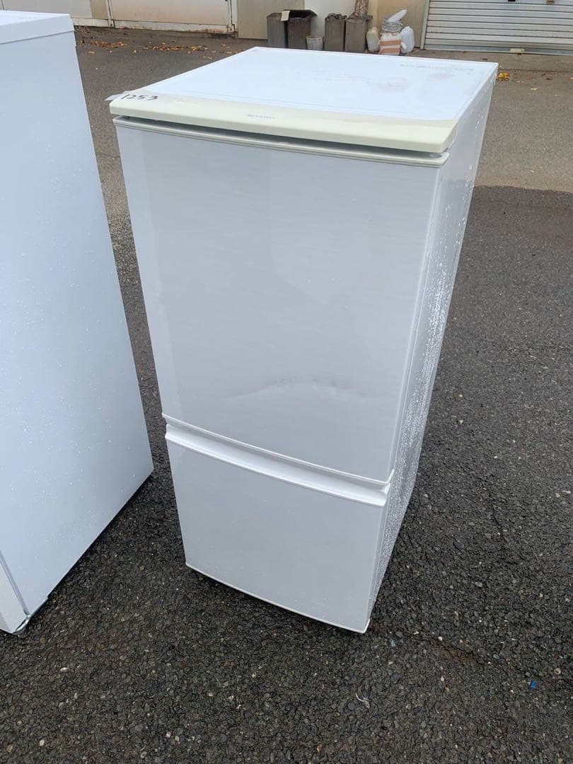 ♦SHARP ノンフロン冷凍冷蔵庫 【2013年製】SJ-14X-W