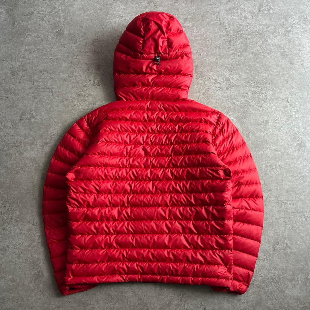 美品■patagonia パタゴニア【M】ダウンセーター ジップ フーディ 赤