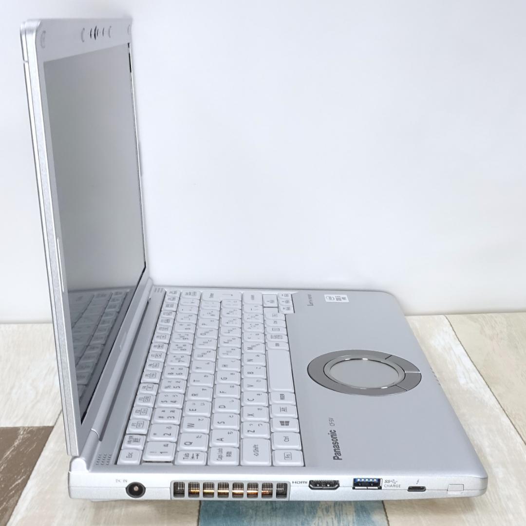 累積使用時間僅少の極美品✨超高速新品ＳＳＤ５００ＧＢ＆１６ＧＢメモリ搭載✨日本製