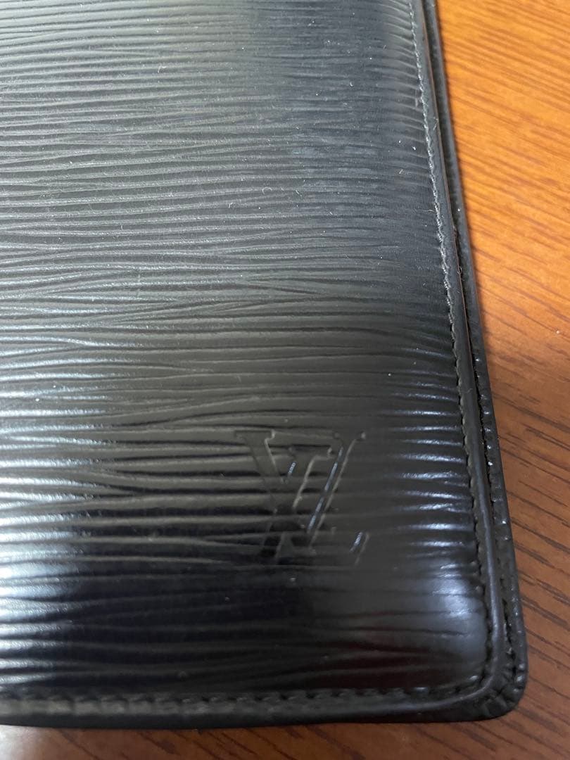 ルイヴィトン エピ ポルトフォイユ ブラザ 長財布 ノワール ブラック