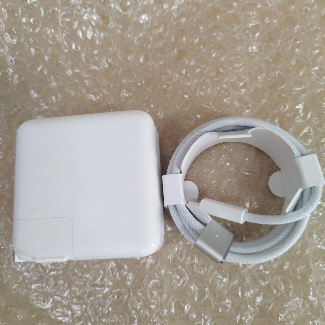 Apple純正 70W USB-C電源アダプタとケーブル