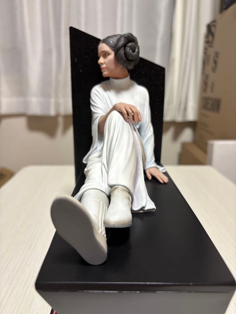 ジェントルジャイアント スターウォーズ 1/6 レイア スタチュー