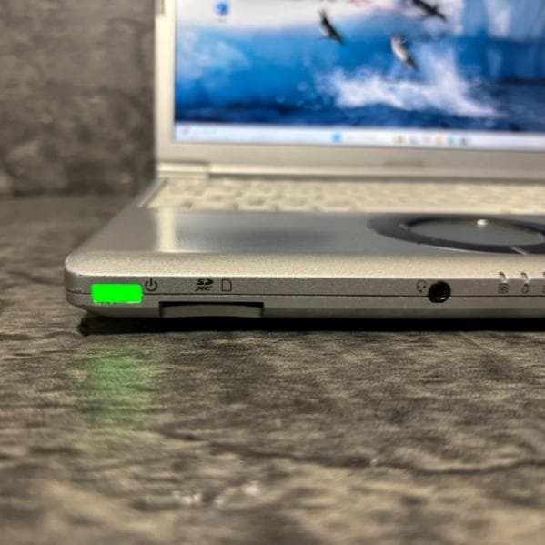 ★Windows11 最新オフィス2024 SSD　初期設定済すぐつかえます★