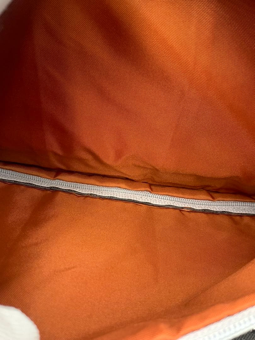 トゥミ　メッセンジャーバッグ　バッグ　ブランド　ファスナー　グレー　メンズお洒落