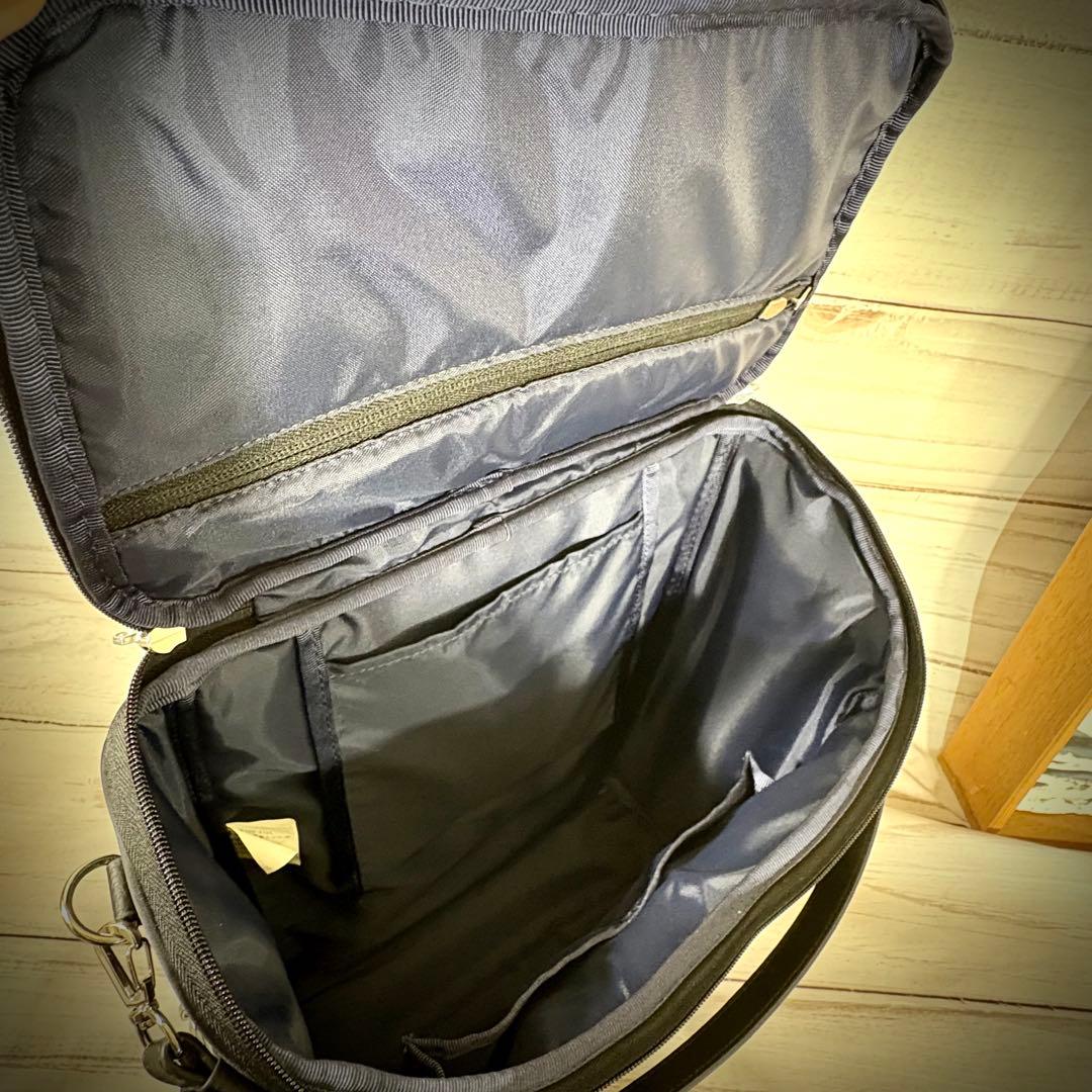 SWANY スワニー　キャリーバッグ　4輪ストッパー付　バッグ取外し可　ブラック