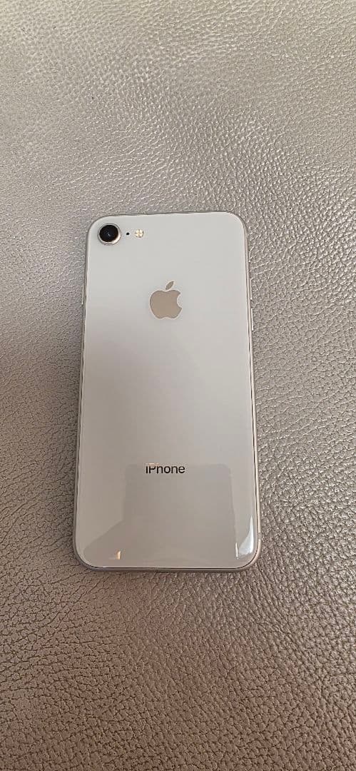 iPhone8 64g ホワイト