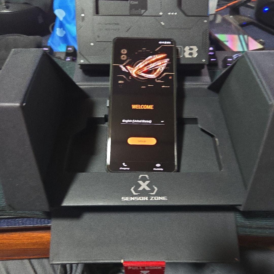 ASUS ROG Phone 8pro ブラック 本体