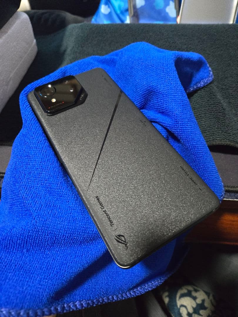 ASUS ROG Phone 8pro ブラック 本体