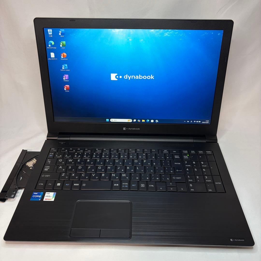 準美品 dynabook B65 11世代 i7 16GB 15.6型 フルHD