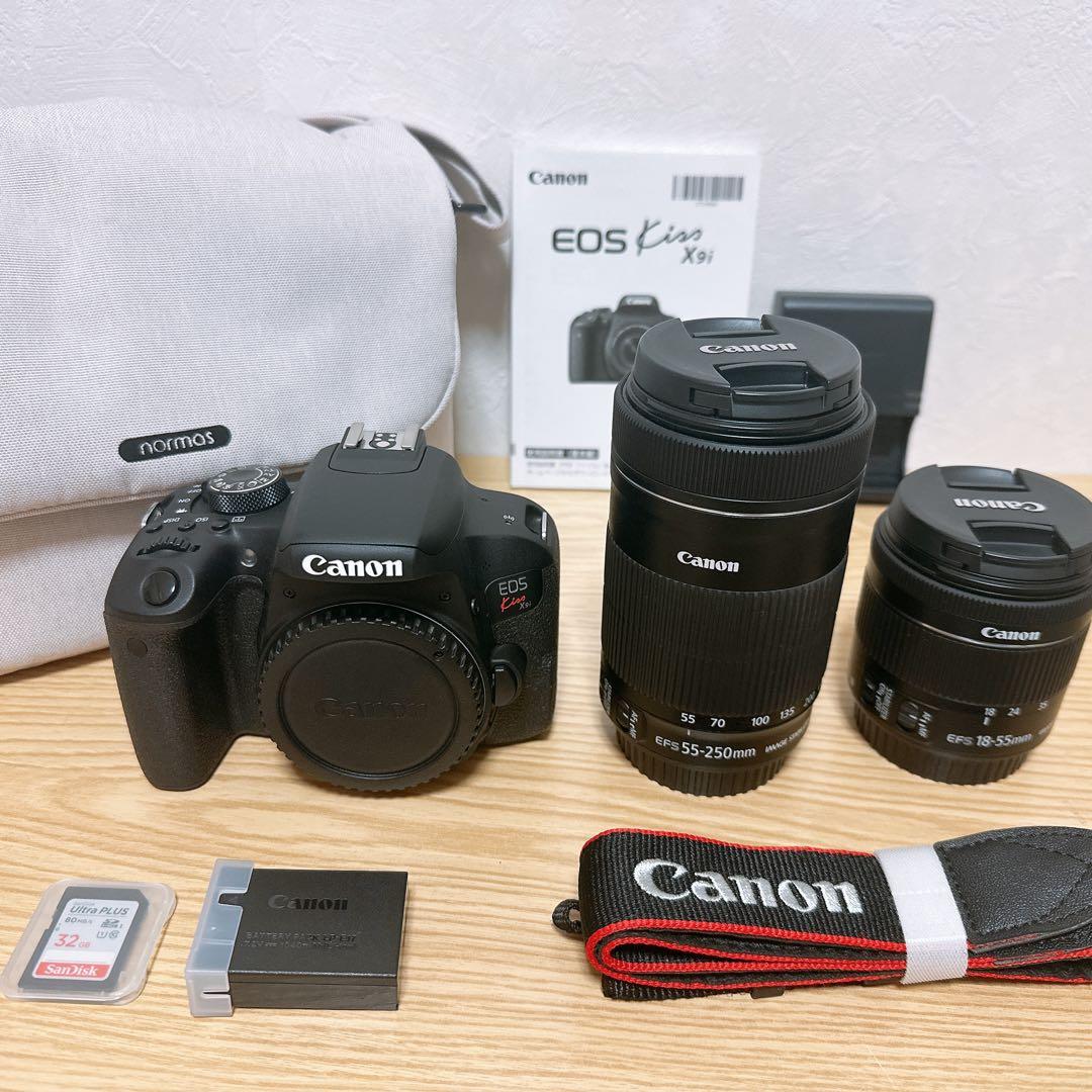 Canon EOS Kiss X9i 本体とダブルズームキット