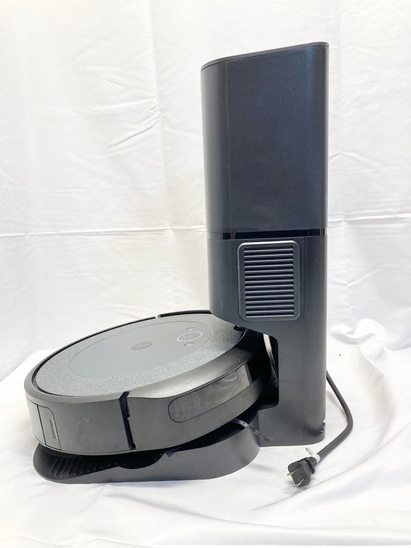 iRobot Roomba i3 ロボット掃除機　クリーンベース　ルンバ