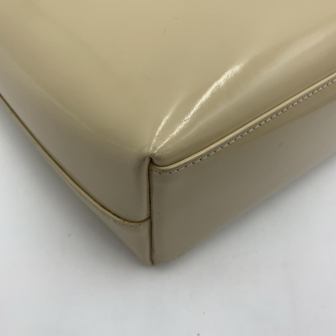 GUCCI グッチ ハンドバッグ トートバッグ エナメル ポーチ付き ベージュ