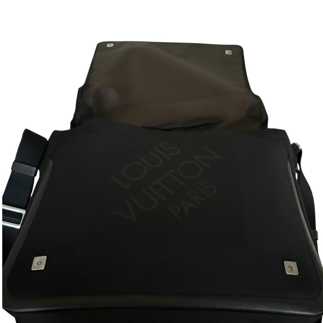 美品　ルイヴィトン ダミエジェアン メサジェ ノワール 斜め掛け ショルダー