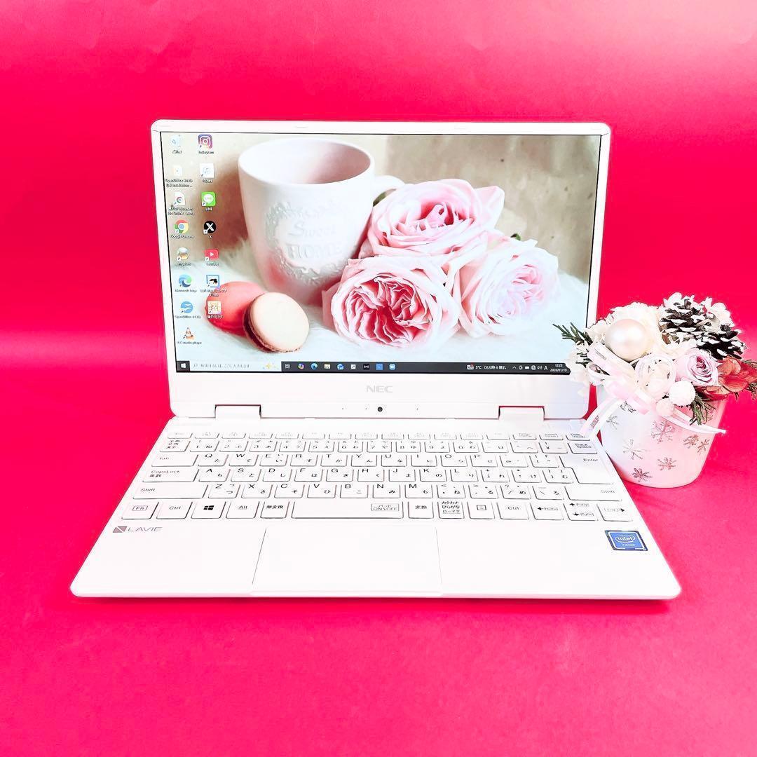 小型軽量✨️バッテリー良好❣️薄型ノートパソコン✨️可愛い白✨️サクサク動くSSDカメラ