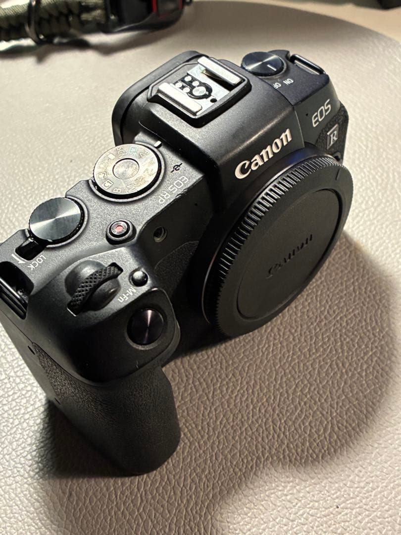 Canon EOS RP❗️ミラーレス一眼カメラ 本体バッテリー4個付き