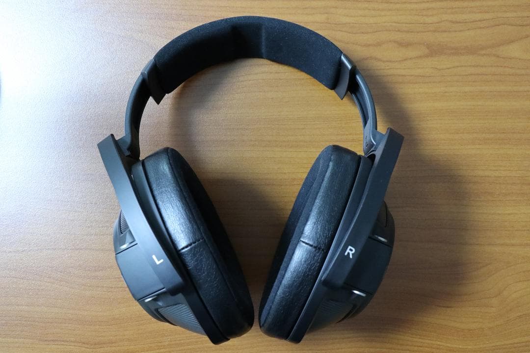 ⑩ SENNHEISER HD820 ヘッドホン