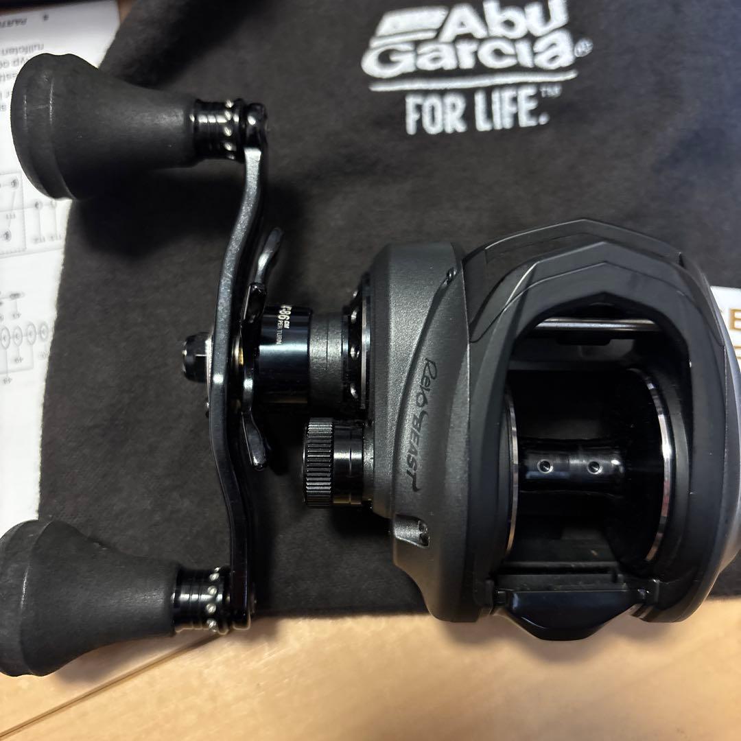 リール Abu Garcla REVOBEAST