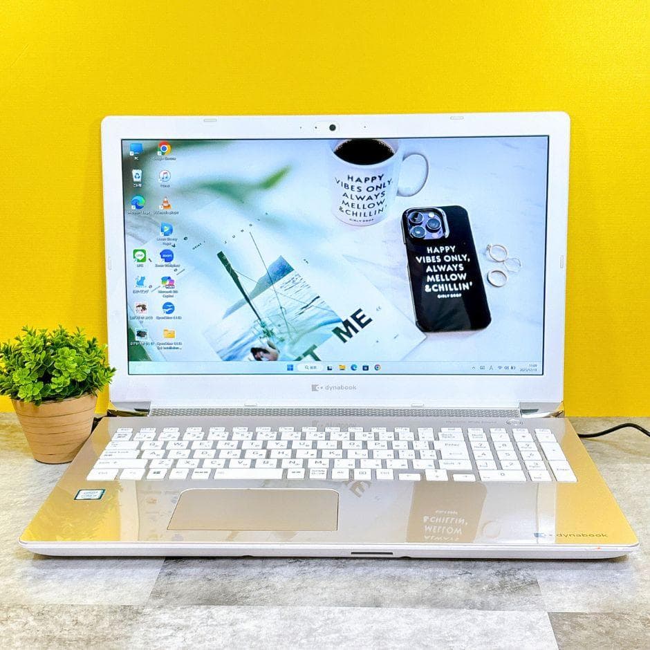 ほぼ美品✨新品メモリ16GB✨ｉ5 カメラ 薄型 フルHD ブルーレイWin11