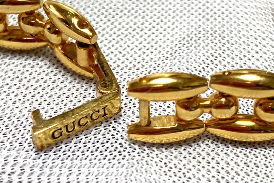 い*か様 グッチ チェンジベゼル ホワイト文字盤【稼働品】