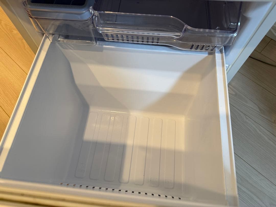 【美品】三菱電機 冷凍 冷蔵庫 MR-P15H-W 2022年製 146L