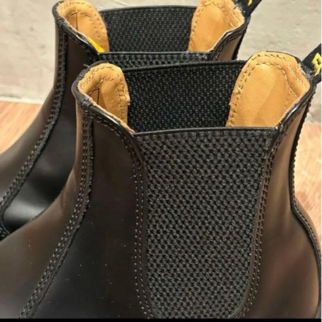 新品同様　Dr martens ドクターマーチン　チェルシーブーツ　サイドゴア