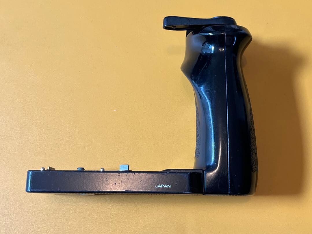 ブロニカ Bronica GS-1 65mmと150mmレンズ、グリップ付き