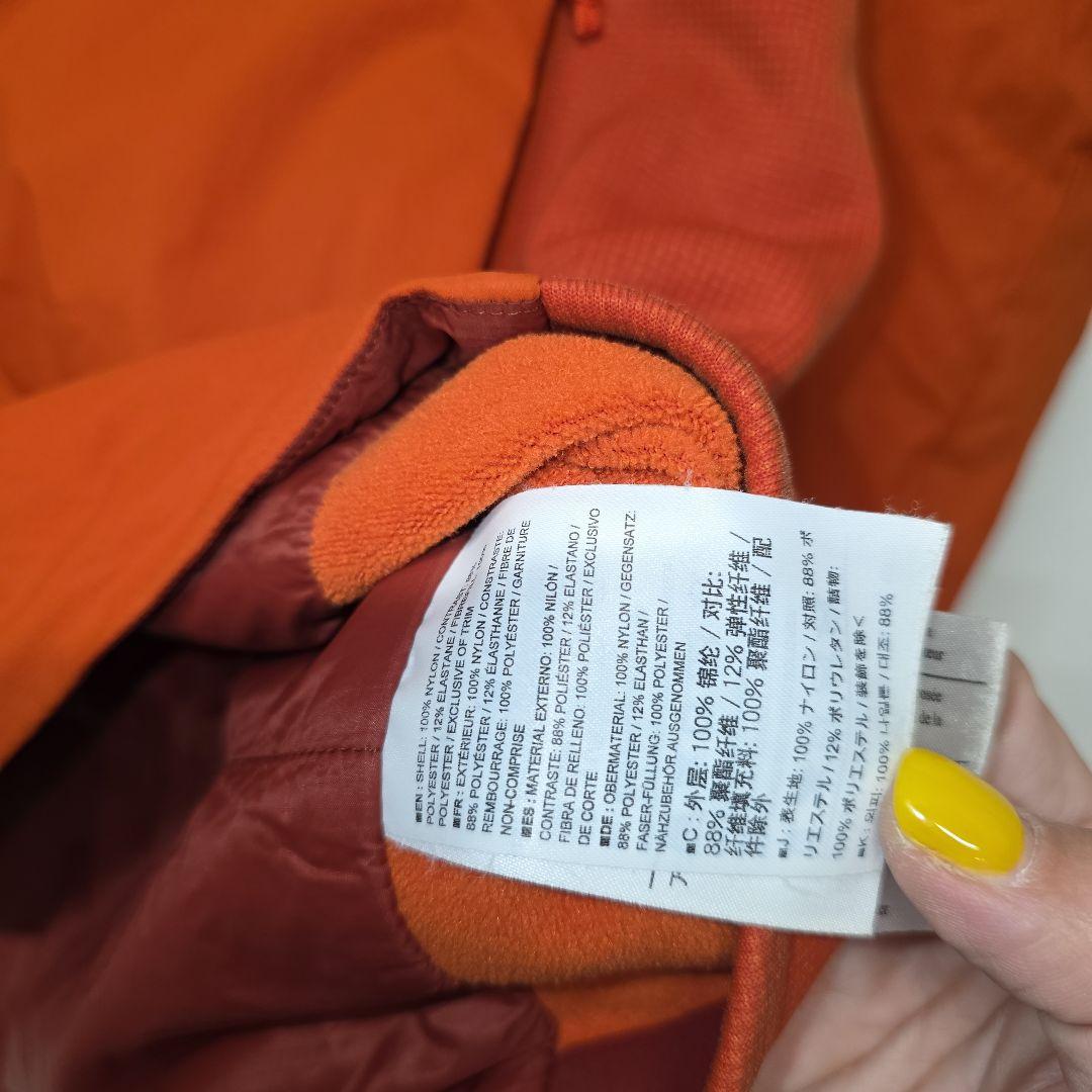 2013年8月生産　アークテリクス　アトムLTジャケット　サイズM 希少カラー！