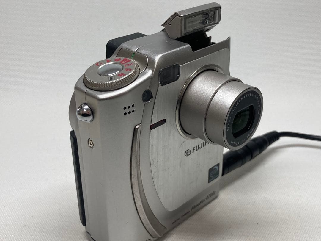 概ね美品　FUJIFILM　FinePix 4700z　l01a196dd