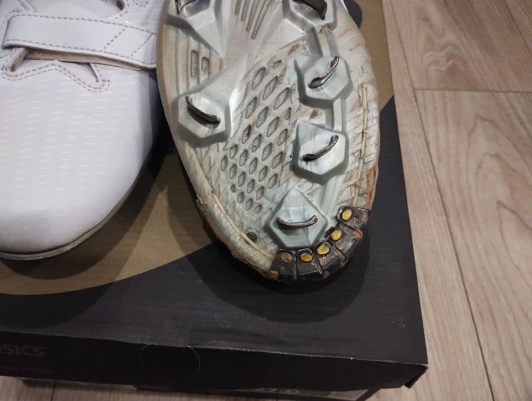 ASICSアシックス P革付スパイク27.0cm ホワイト