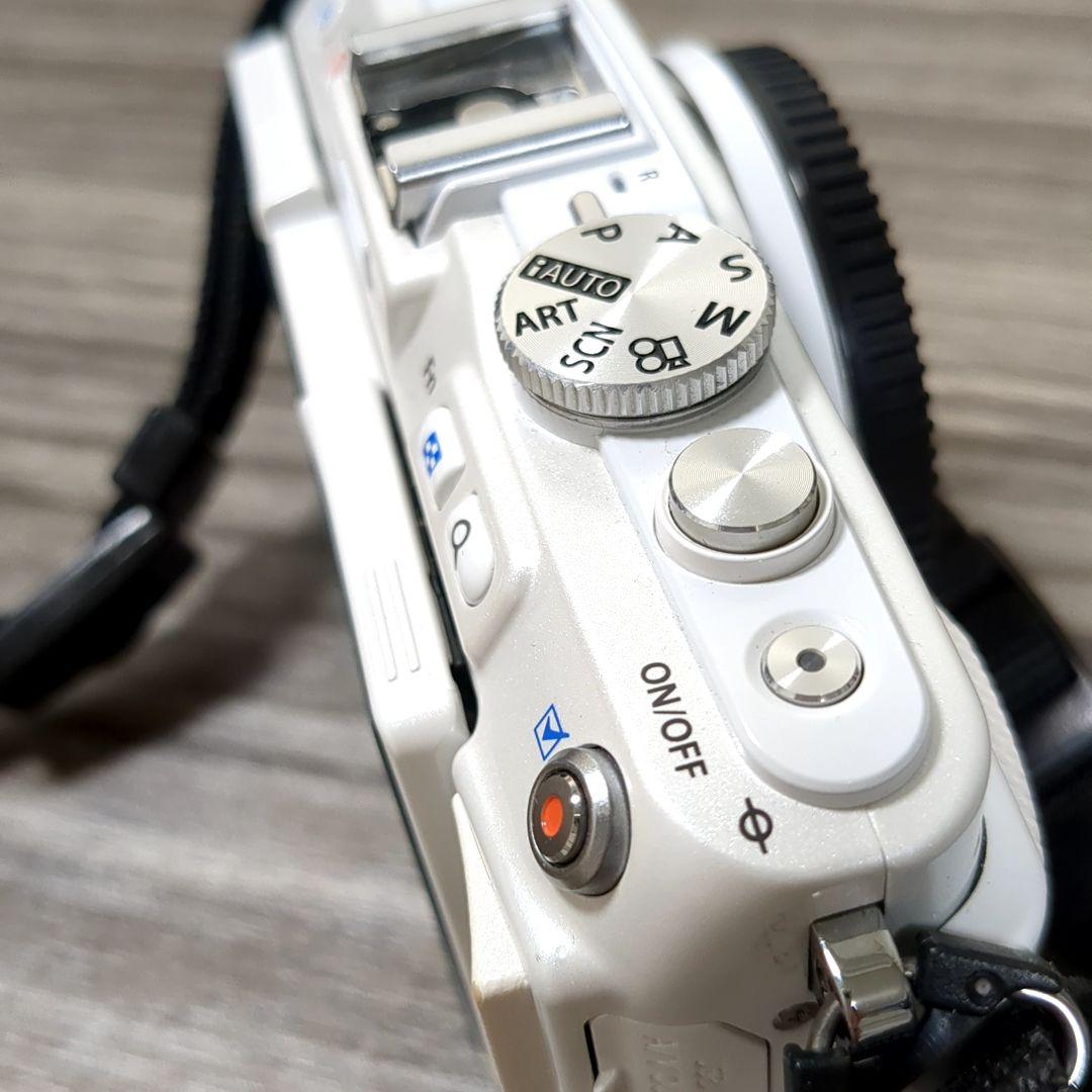 【美品】OLYMPUS PEN Lite E-PL6 【ボディ+付属品】 本体